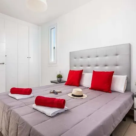 Villa Fanabe Sleeps 8 With Pool Air Con And Wifi