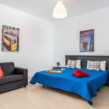 Villa Fanabe Sleeps 8 With Pool Air Con And Wifi