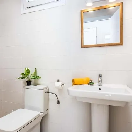 Fanabe Sleeps 8 With Pool Air Con And Wifi Villa Costa Adeje (Tenerife)