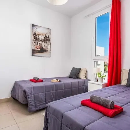 Fanabe Sleeps 8 With Pool Air Con And Wifi *